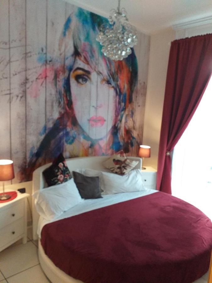 Beb Pantarei Bed and Breakfast Νάπολη Δωμάτιο φωτογραφία