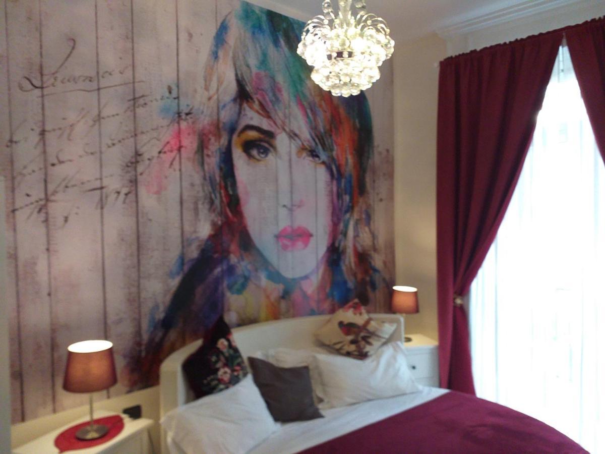 Beb Pantarei Bed and Breakfast Νάπολη Δωμάτιο φωτογραφία